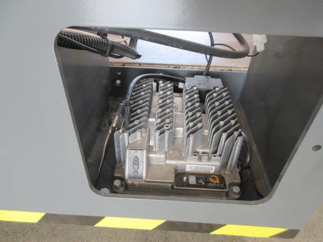 Photo - 12