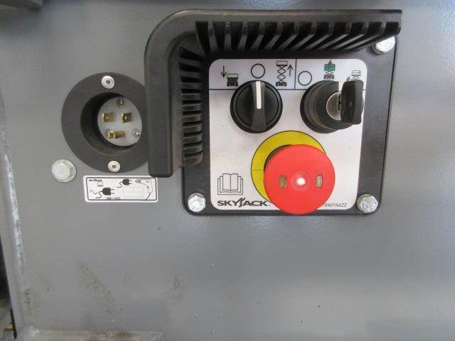 Photo - 17