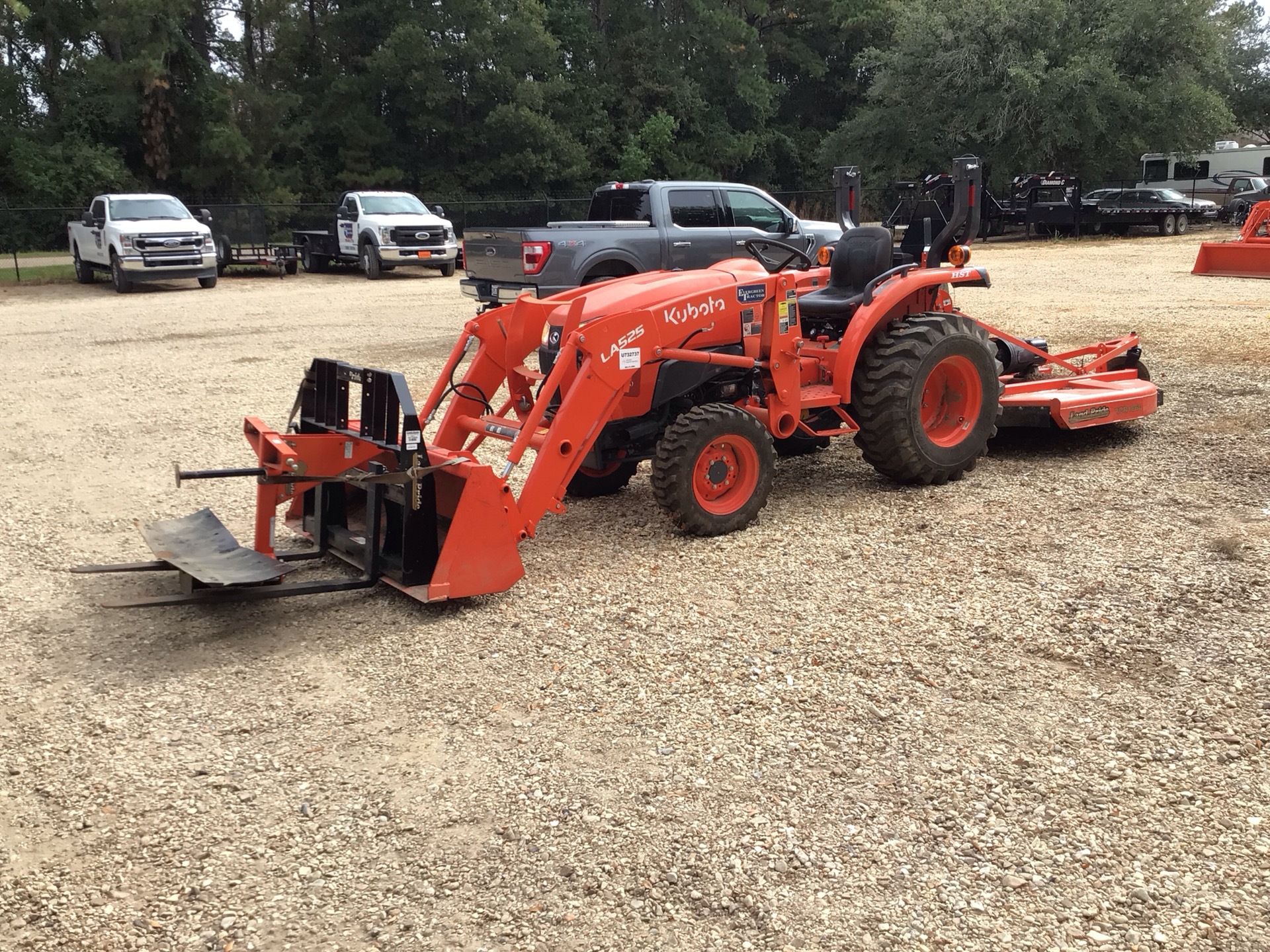 2021 Kubota L3301DHST 4WD Tractor