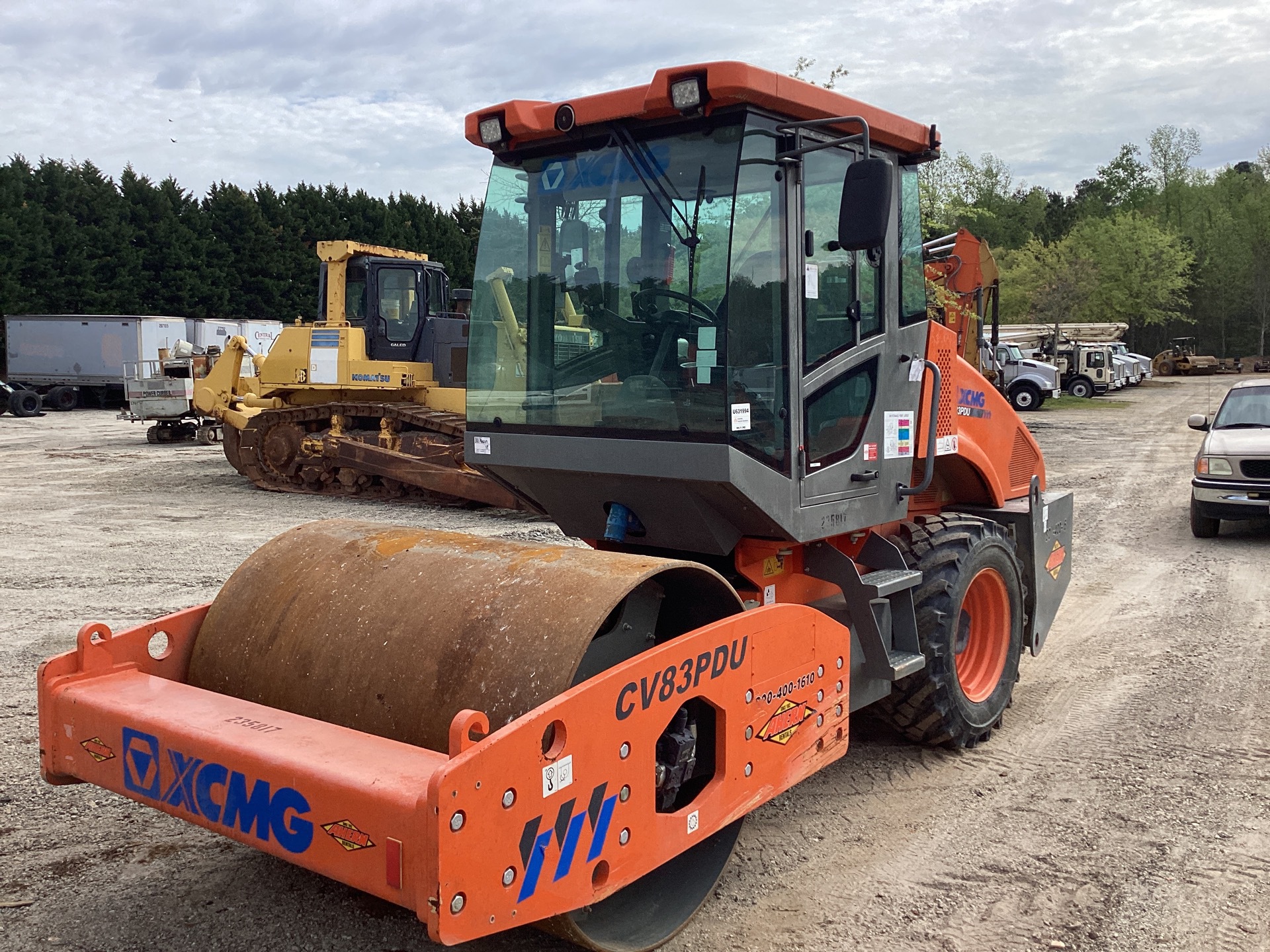 2019 XCMG CV83PDU Smooth Drum Compactor