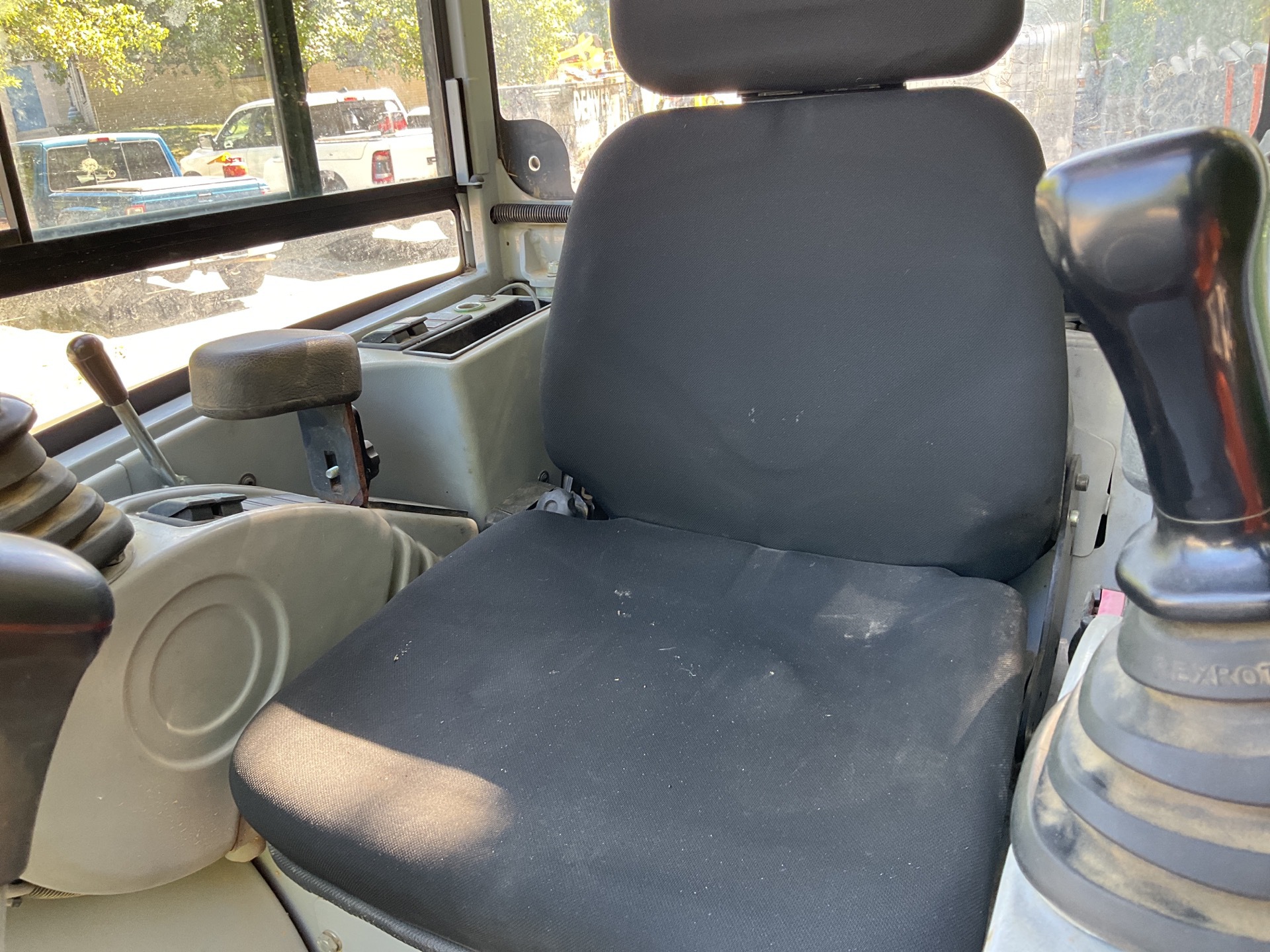 Photo - 12