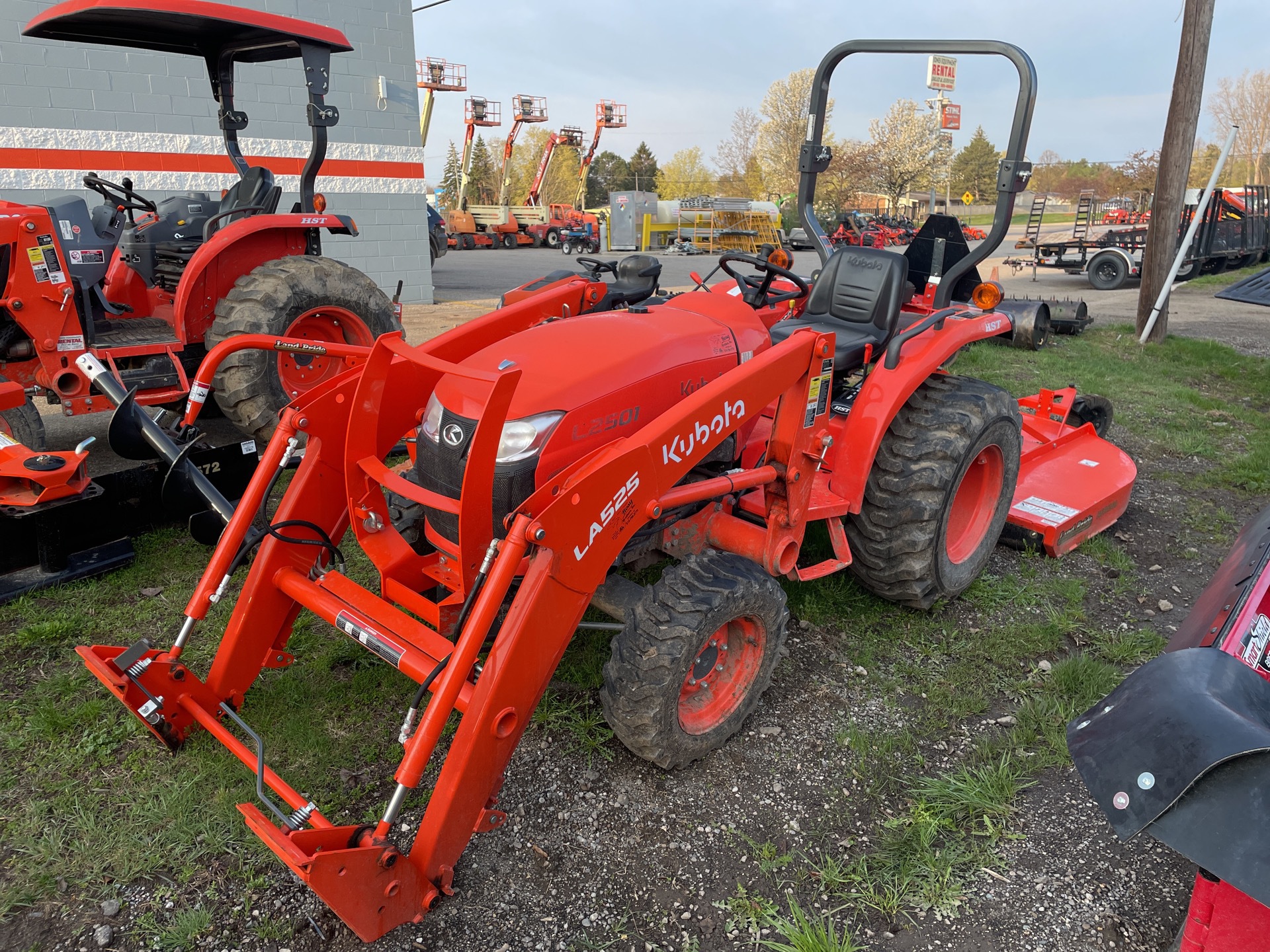 2020 Kubota L2501DHST 4WD 4WD 4WD Tractor