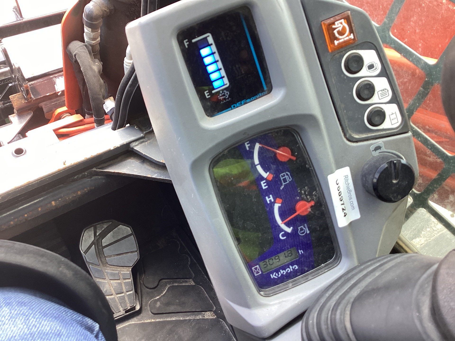 Photo - 32
