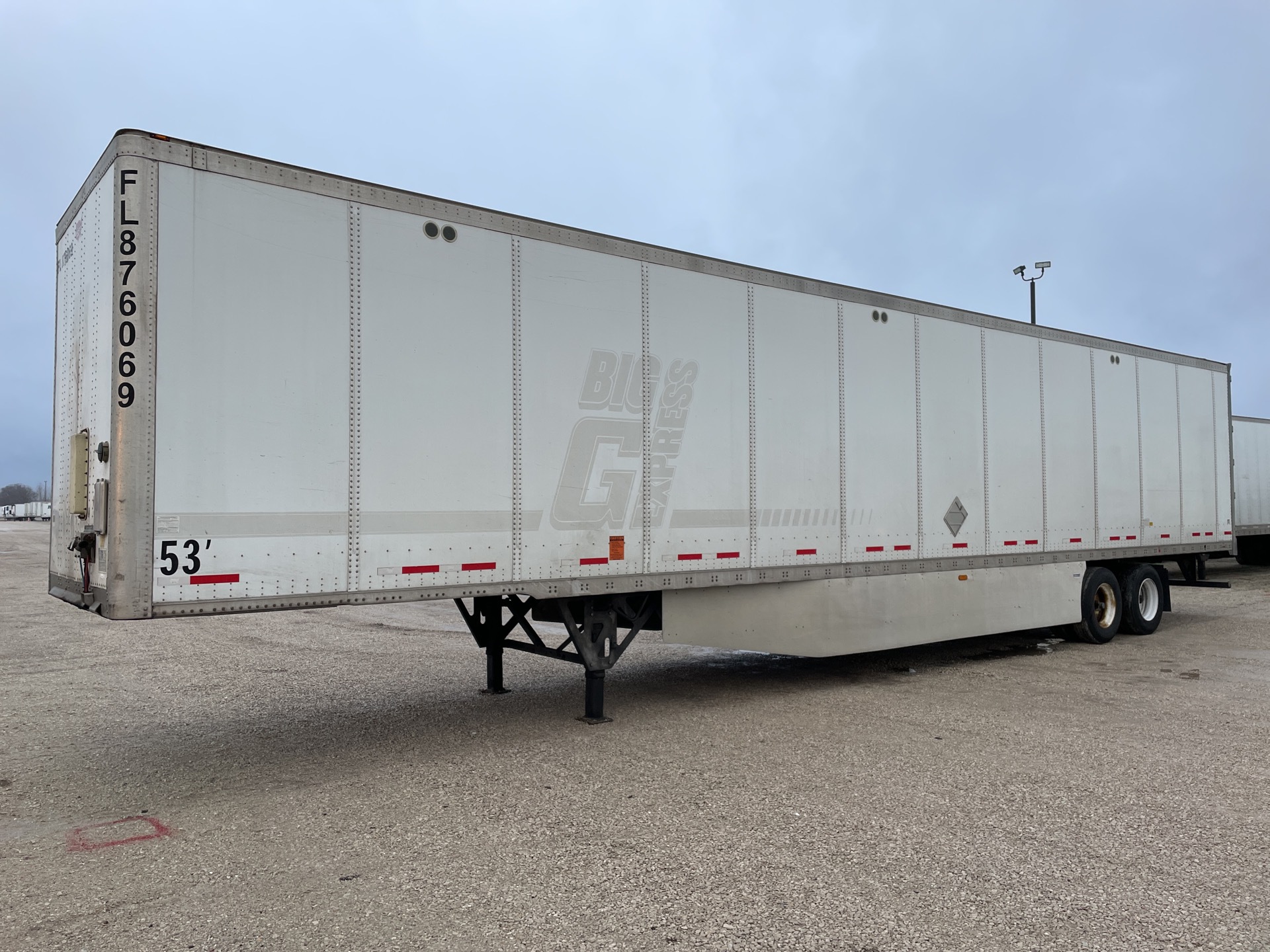 2015 Wabash 53 ft x 102 in T/A Van Trailer