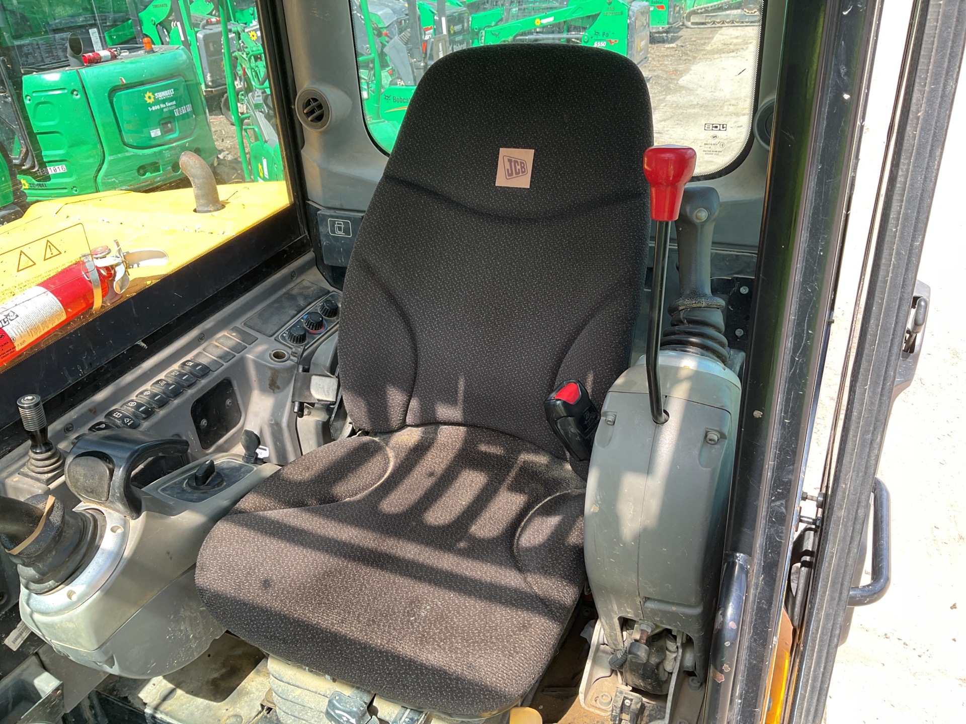 Photo - 19