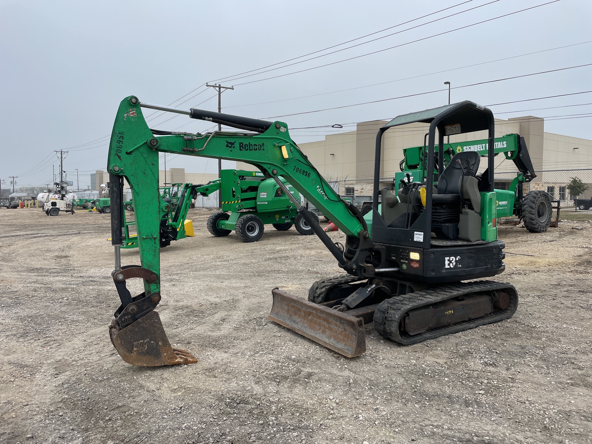 2015 Bobcat E32 Mini Excavator