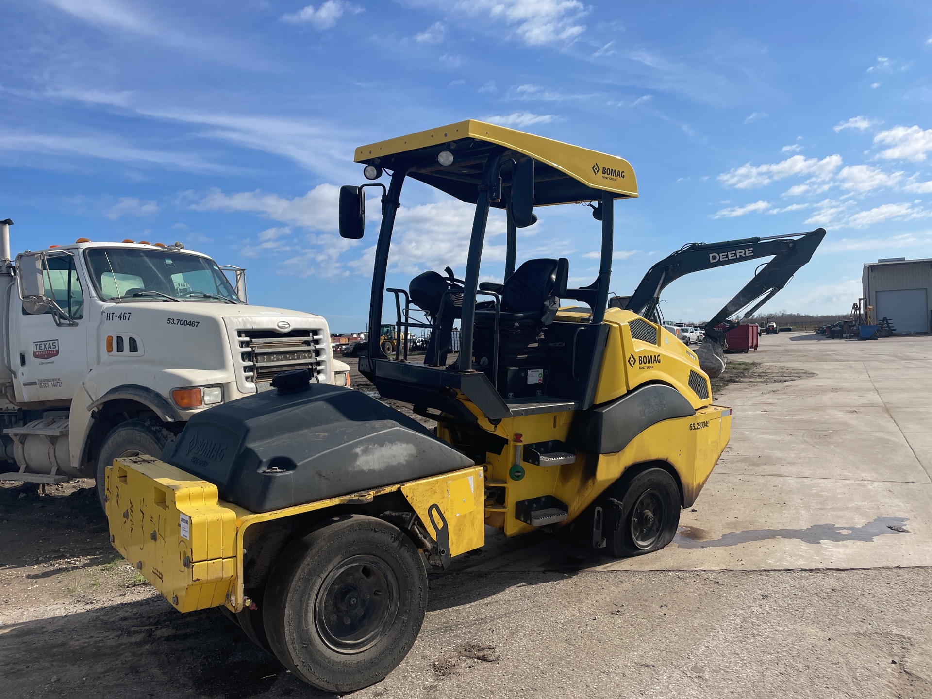 2020 Bomag BW11RH Pneumatic Roller