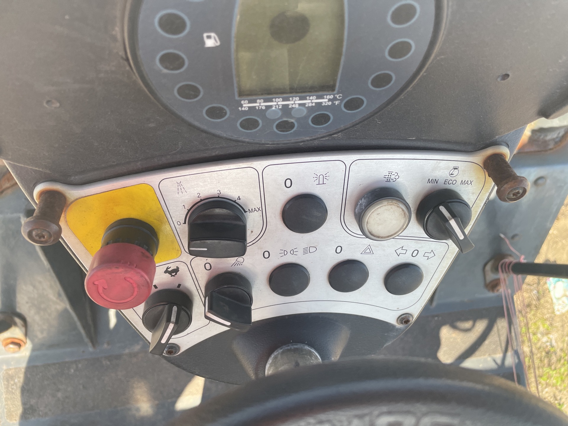 Photo - 19