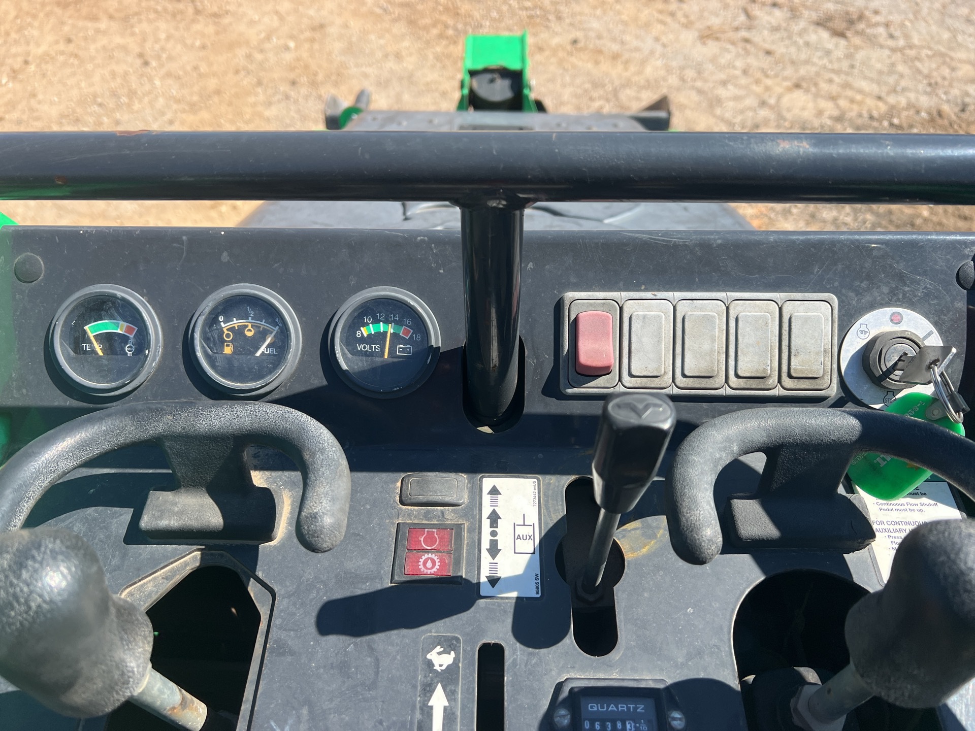 Photo - 10