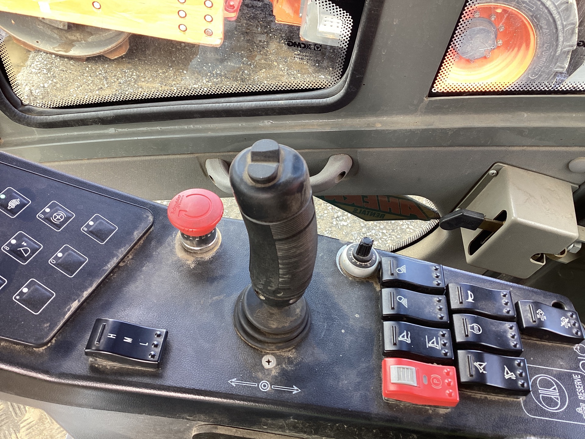 Photo - 18