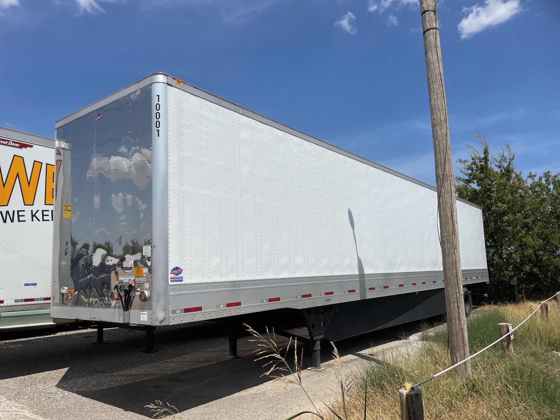 2022 Utility VS2DX 53 ft x 102 in T/A Van Trailer